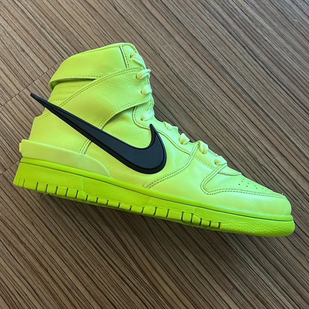Nike x AMBUSH Nike Dunk Hi Flash Lime with Box